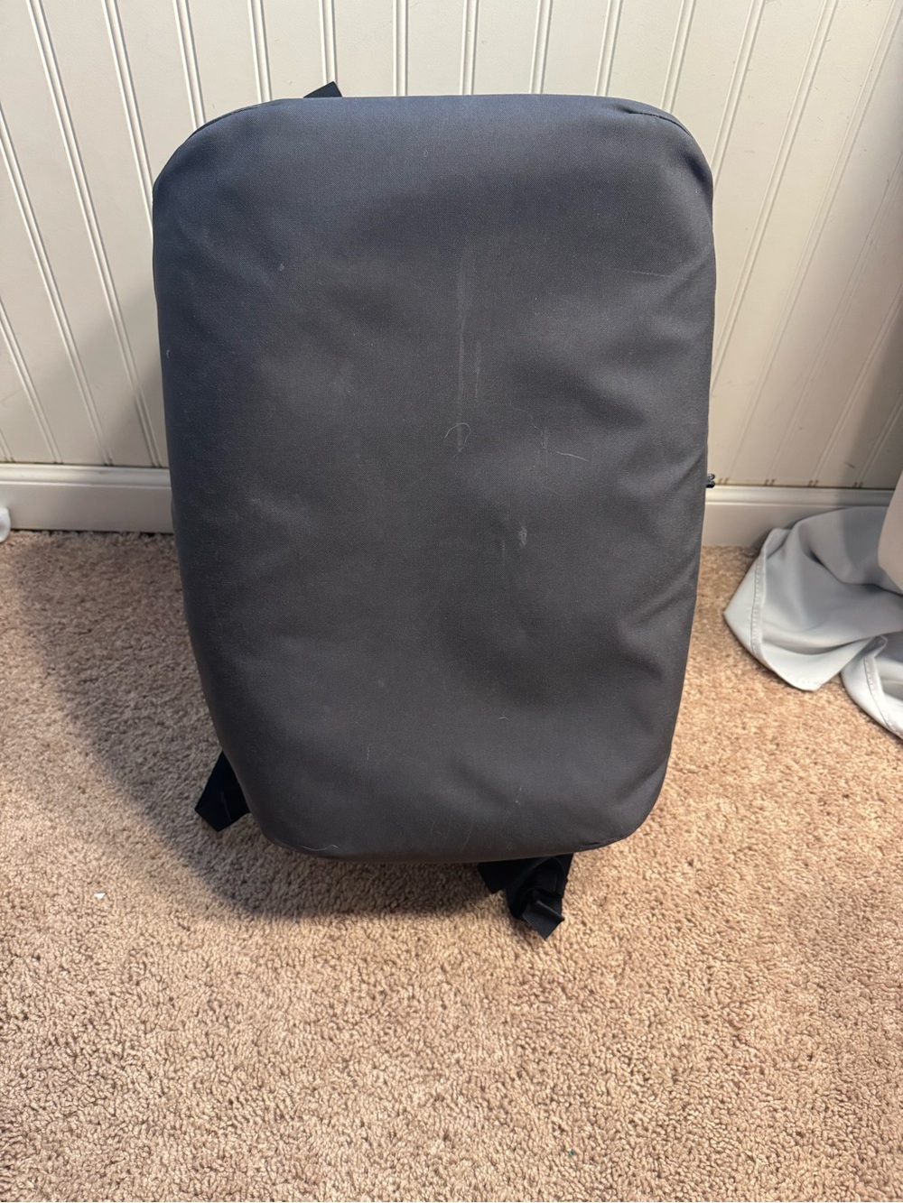 Arc’teryx Covert Carryon back pack in Grey